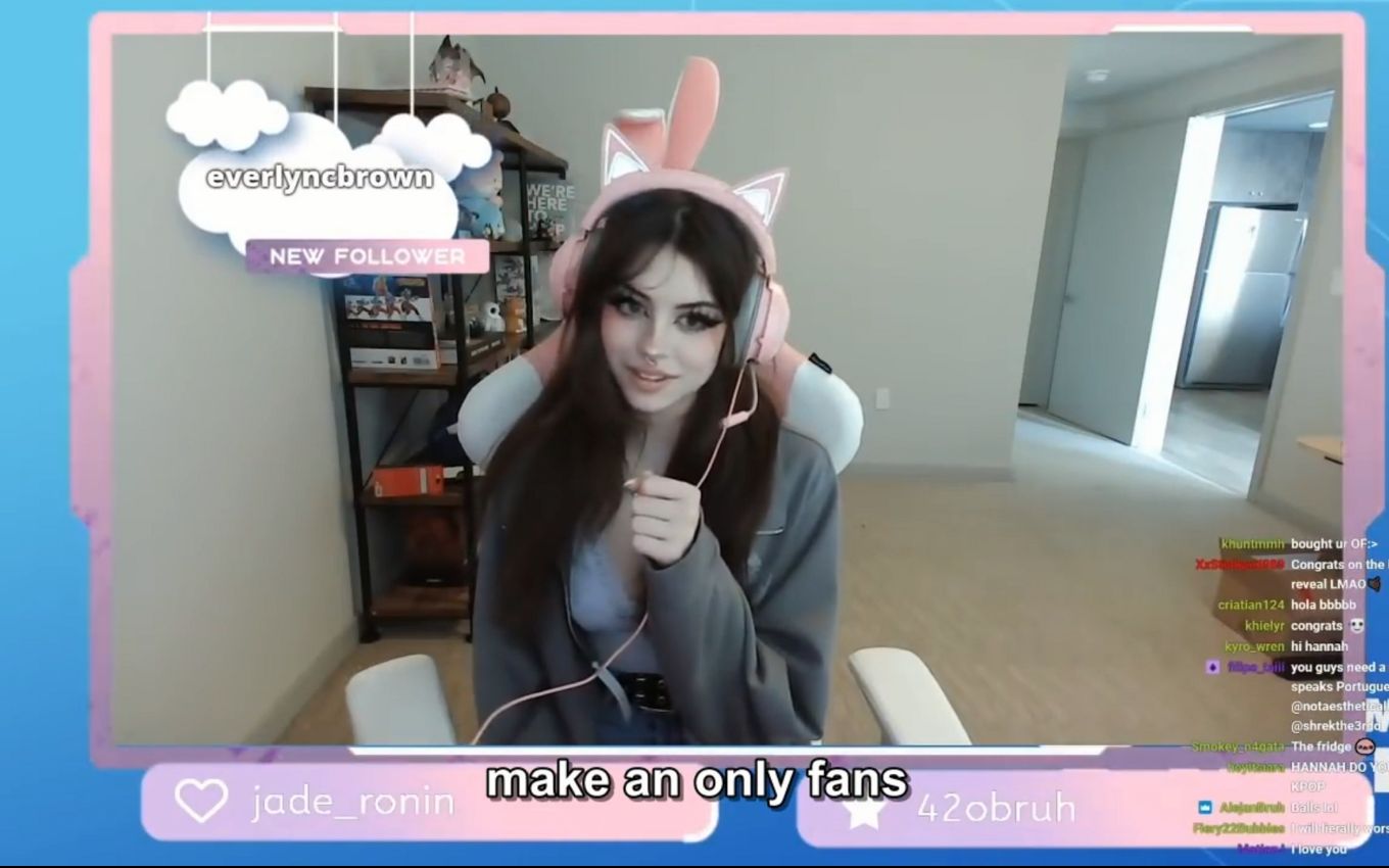 [图]hannahowo | hannahowo talk about onlyfans | twitch girl