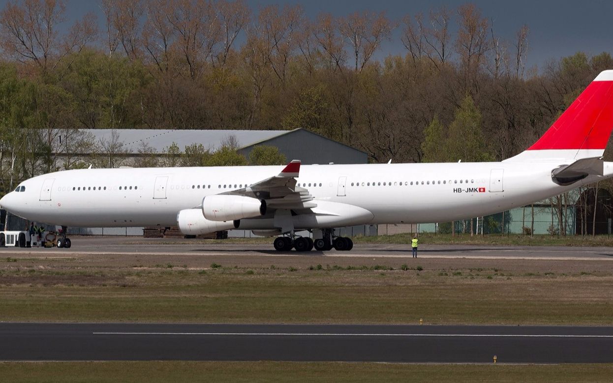 瑞士航空 airbus a340-300 hb-jmk 最后一次降落【lx5180】_哔哩哔哩