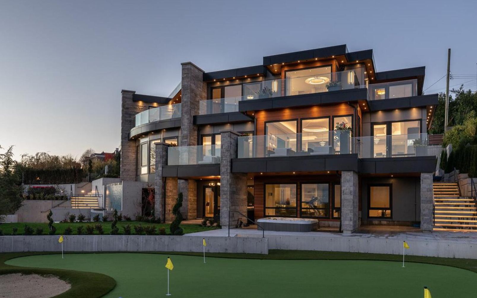 探访享有温哥华顶尖景观的千万刀现代宫殿 | 壕宅系列1345