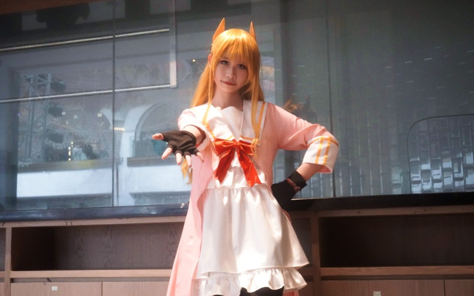 与变成异世界美少女的大叔一起冒险cos