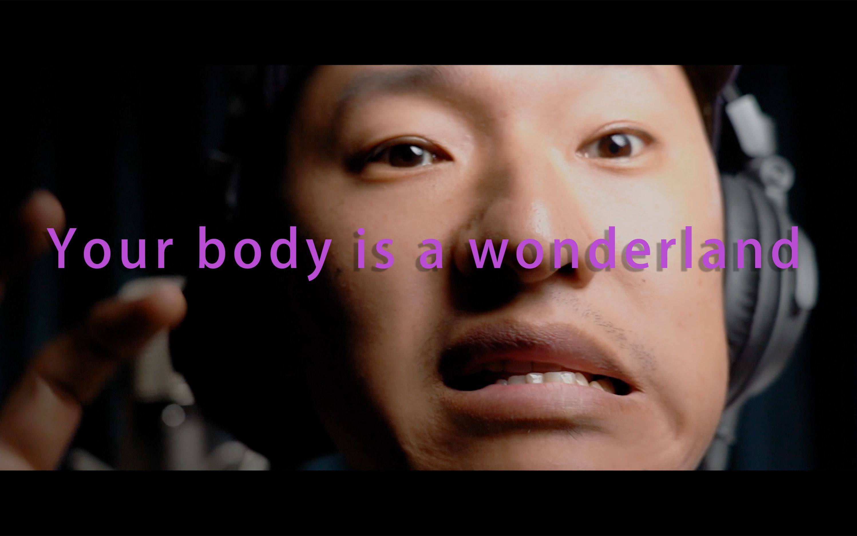 [图]Your body is a wonderland而我只想上手！囧妹作词竟是如此赤果，我都不好意思唱了