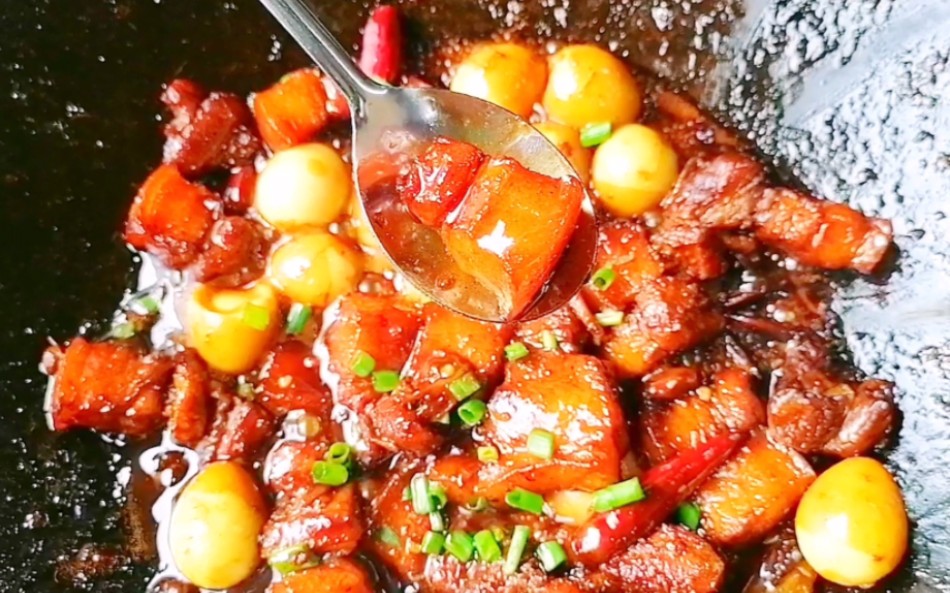 柴火地锅做的红烧肉,肥而不腻 软烂入味