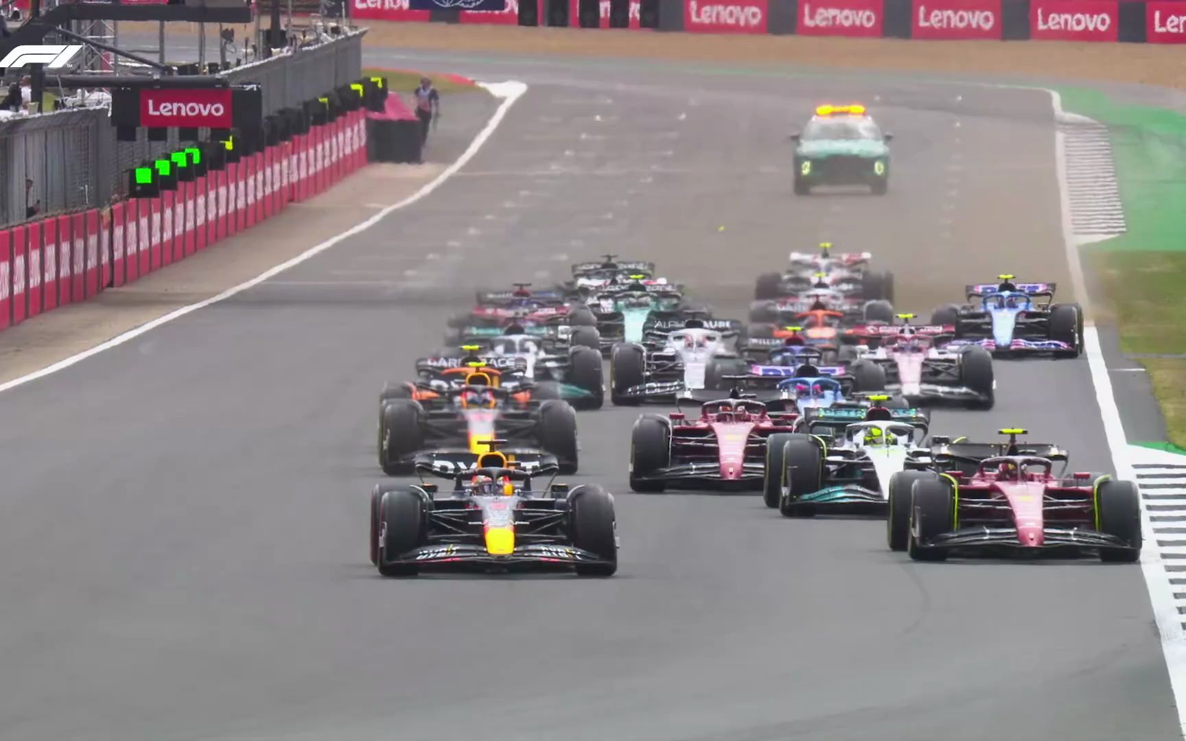 FORMULA 1 Turn 1 Crash - 2022 British Grand Prix_哔哩哔哩_bilibili