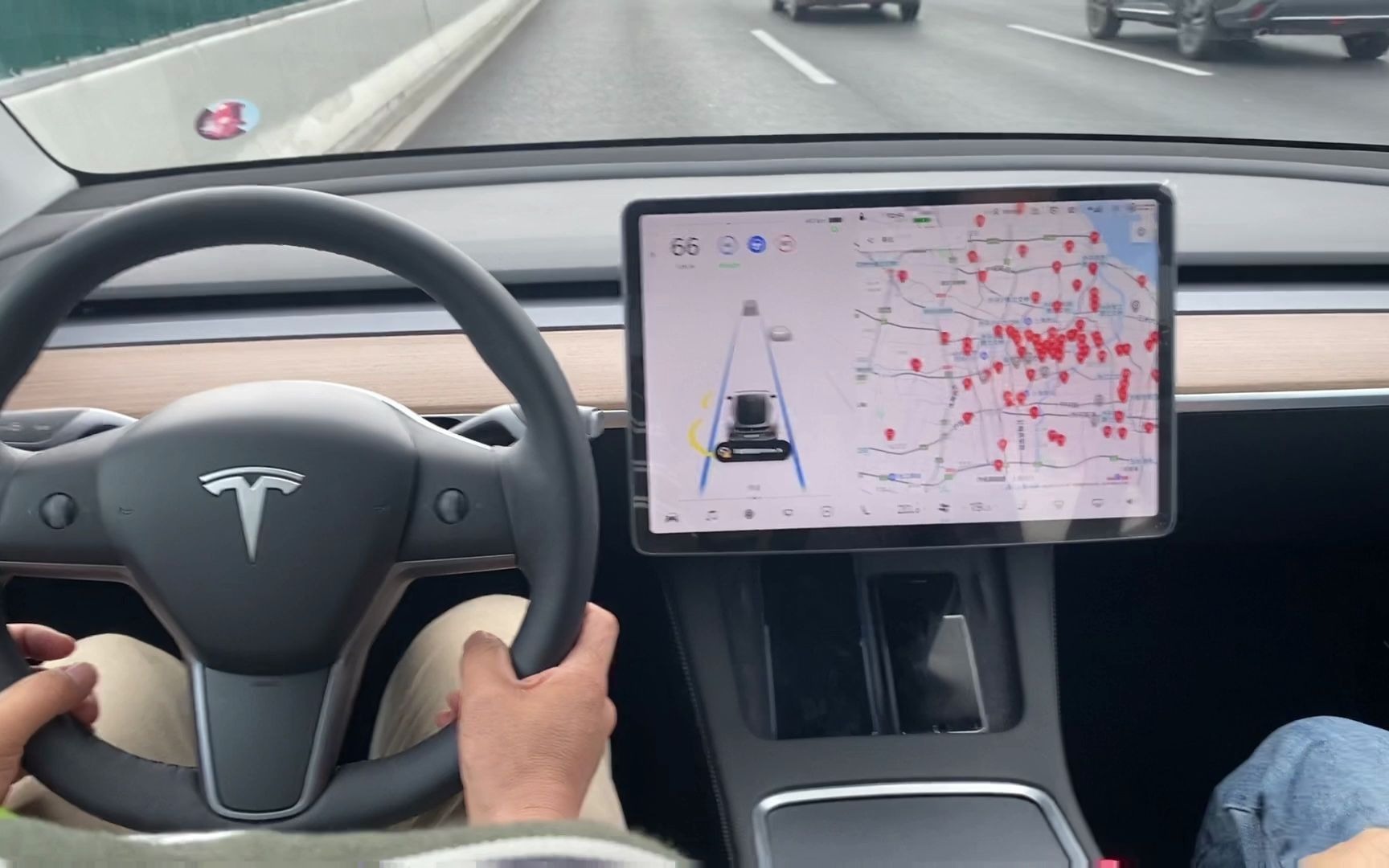 初次试驾特斯拉model y,自动驾驶你敢用吗