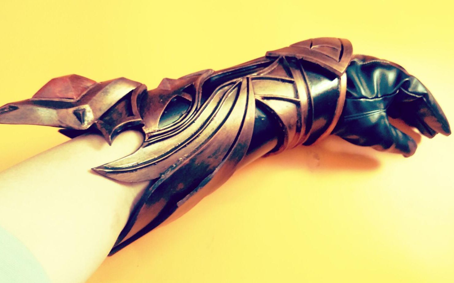 风之伊:简单几步做好新神魔大陆血魔手甲