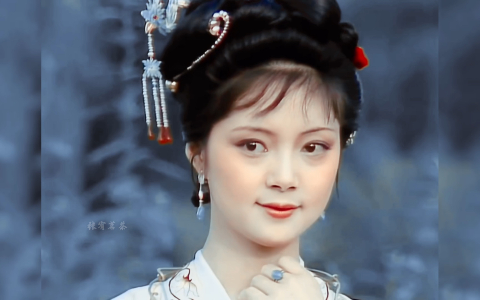我的天……人家能演薛宝钗也是有道理了好嘛!