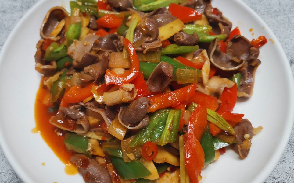 鸭肾这样炒,饭店大厨都没你做得好,入口脆爽酸辣开胃