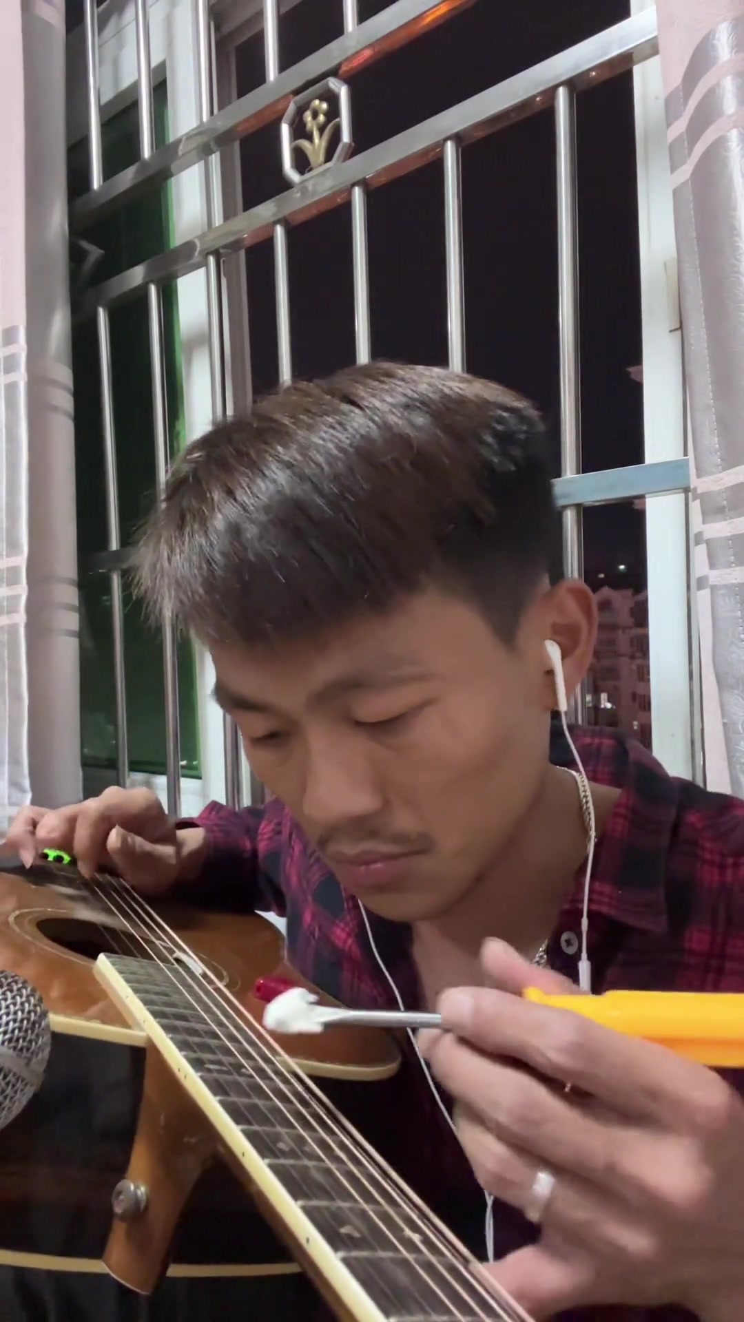 琴旭吉他弹唱射雕英雄传铁血丹心这样弹琴唱歌不是想证明我多厉害