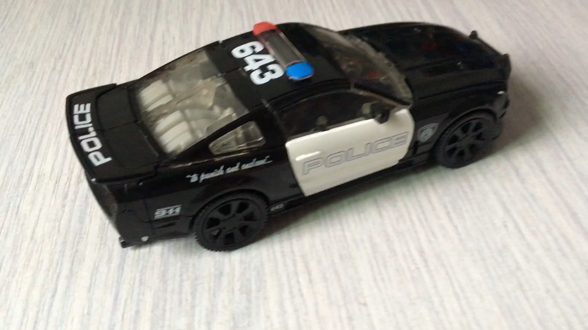 变形金刚ss 电影 小路障