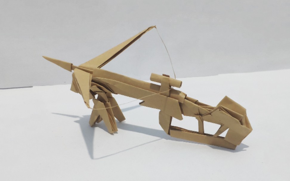 超帅的现代弩折纸教程夫弩弱而矢高者激于风也折纸冷兵器简单又暴力的