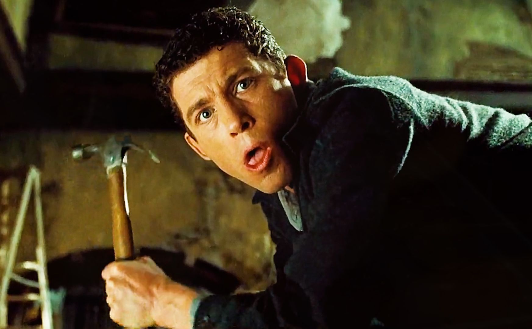 男人捕捉古宅老鼠,却被耍的团团转,损失了千万资产!——捕鼠记