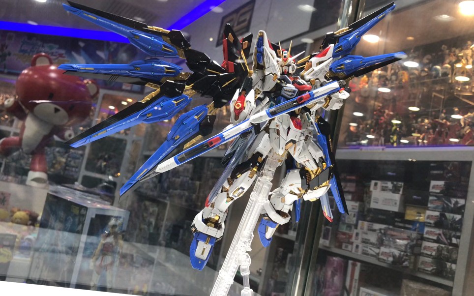 [国外模型店很真实的展示]万代22年11月 一般发售 mgex 强袭自由高达