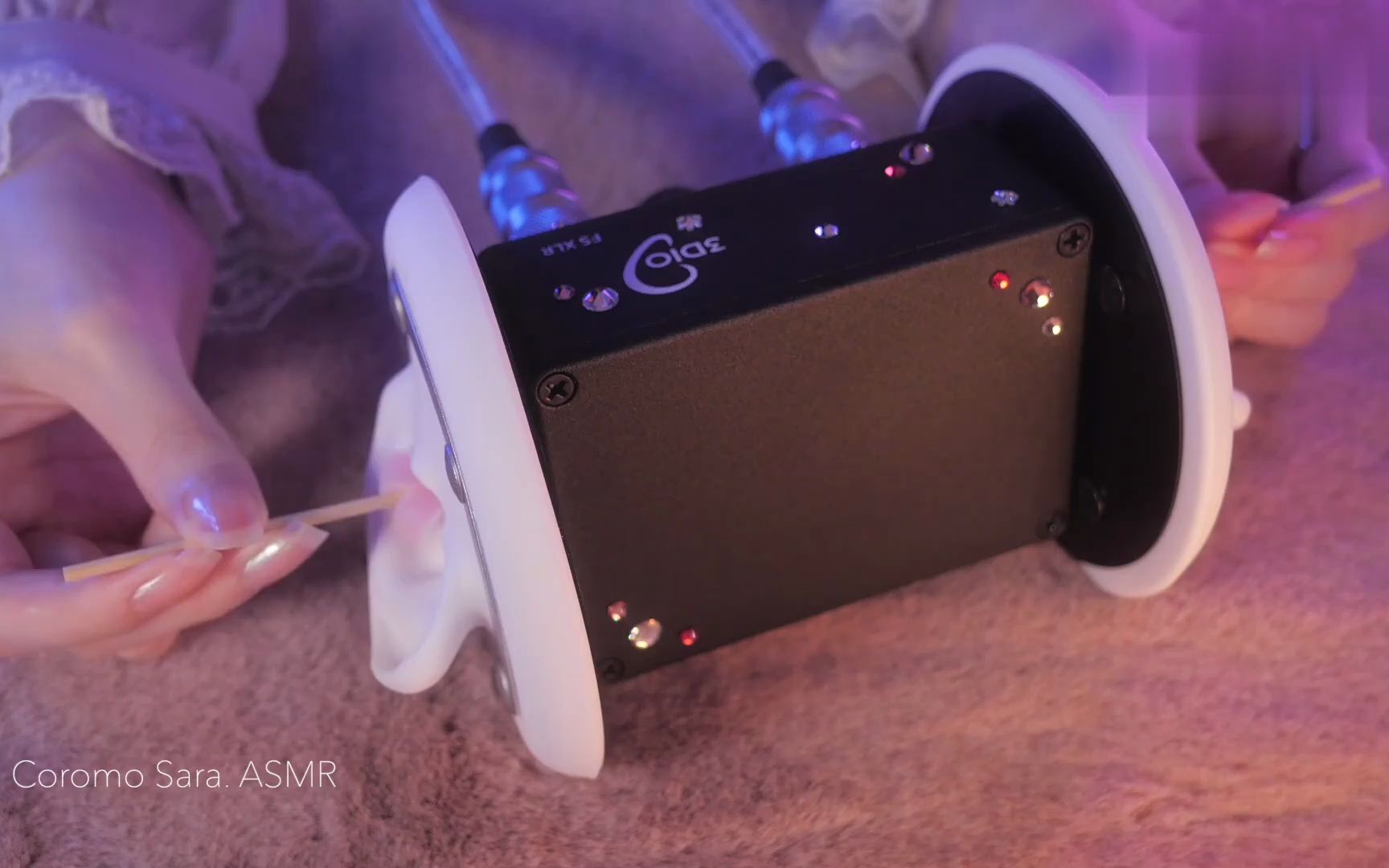 coromo sara. 最刺耳 完美的耳朵清洁治疗(无人声)