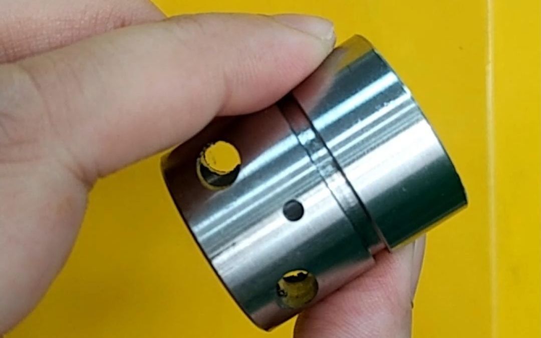 磨粒流内孔抛光案例-机加工零件交叉孔去毛刺