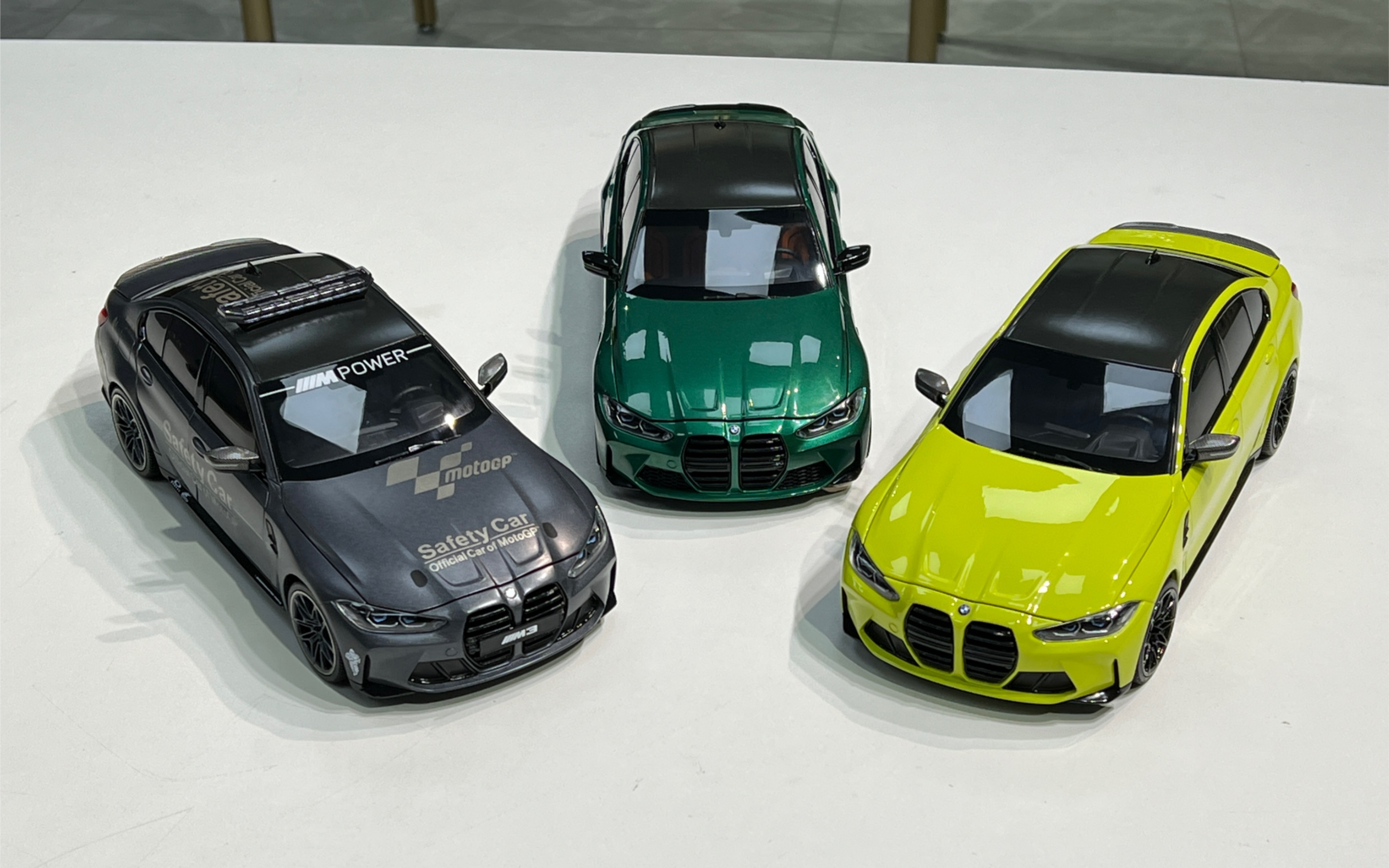 【汽车模型】minichamps 迷你切合金全开 宝马m3 曼岛绿/圣保罗黄