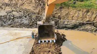 混凝土不能直接接触水，难道这以后不是在水下泡着
