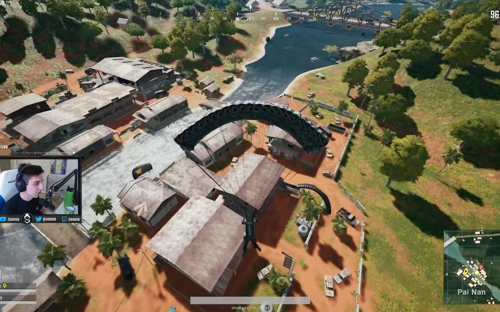 大魔王手持95式雨林吃鸡