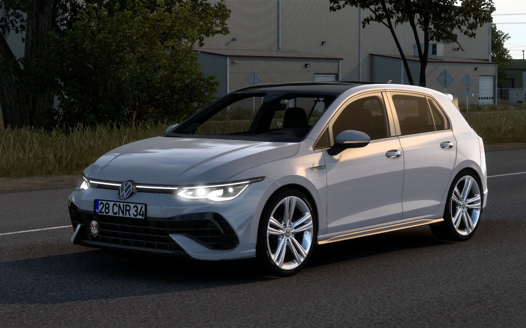 欧美卡通用mod:大众golf 8 r line(1.46.x)