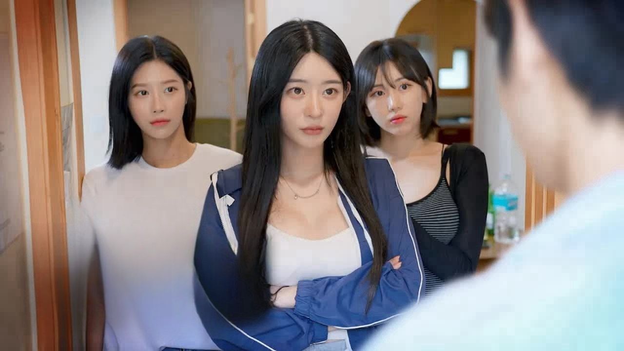 【寄宿生EP1】和三位小姐姐同居-一坨海海草-一坨海海草-哔哩哔哩视频