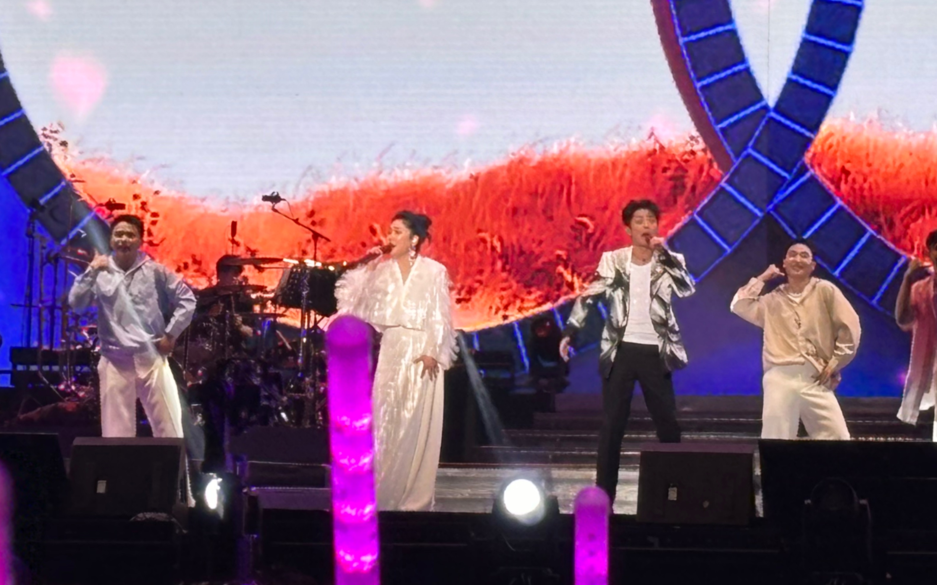 凤凰传奇·吉祥如意演唱会【大声唱】爱了爱了!