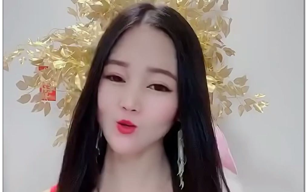 美女唱你笑起来真好看,她笑起来真好看,来全民k歌一起唱吧!