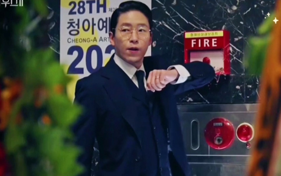 顶楼2卧槽居然是朱丹泰给露娜头上补了致命一刀