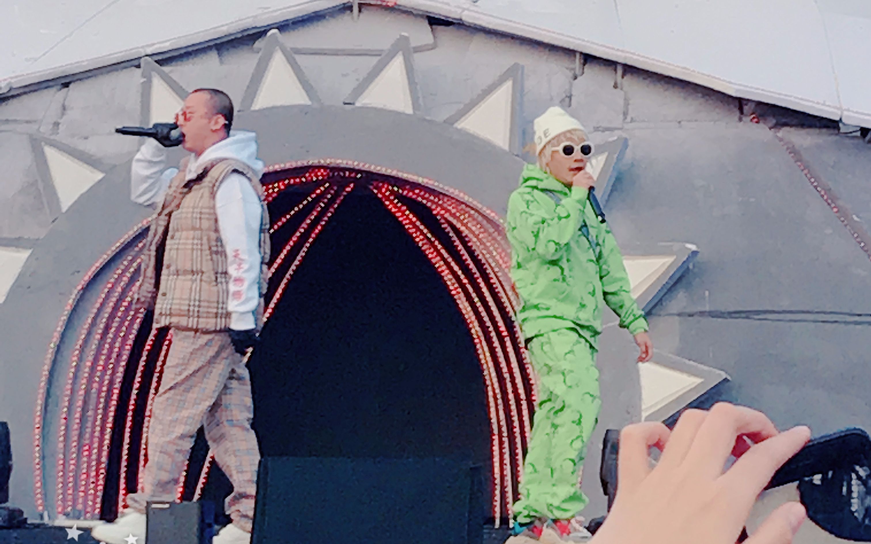 武汉2017富秋音乐节 gosh(gai 布瑞吉 山鸡 k11)空城计_哔哩哔哩 (゜