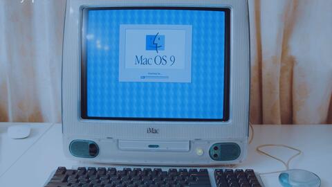 川叔翻译】1998年乔布斯展示iMac G3发布会中文字幕-哔哩哔哩