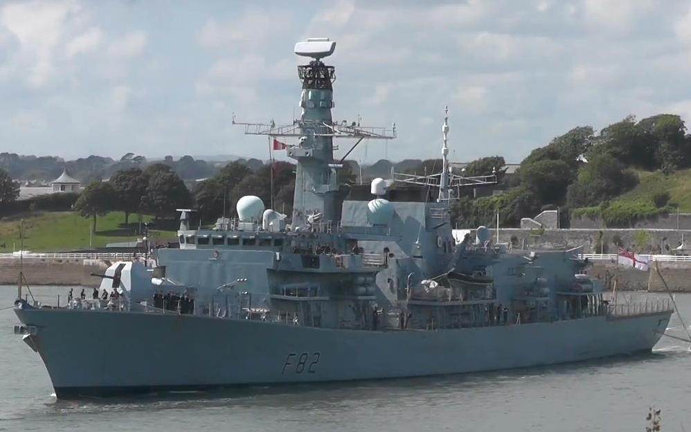 英国皇家海军 | 23型护卫舰"萨默塞特"号(f-82)驶离德文波特海军基地