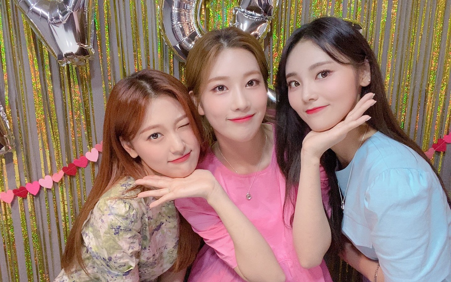 【本月少女】200612 odd eye circle 生日直播 提前为jinsoul庆生