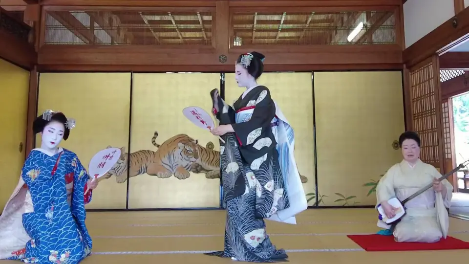 京都金戒光明寺\祇園東の舞妓さん\舞祇園小唄_哔哩哔哩_bilibili