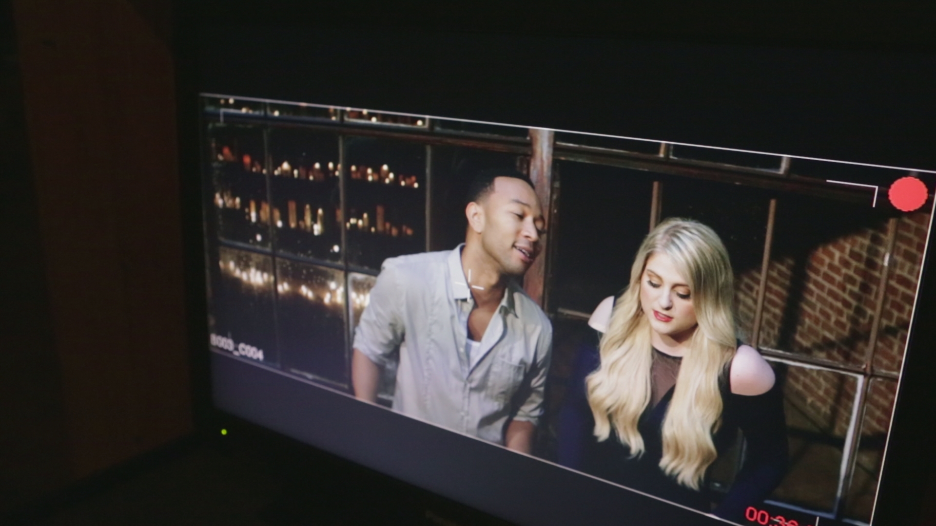 [图]Behind the Scenes of Like I'm Gonna Lose You - Meghan Trainor&John Legend