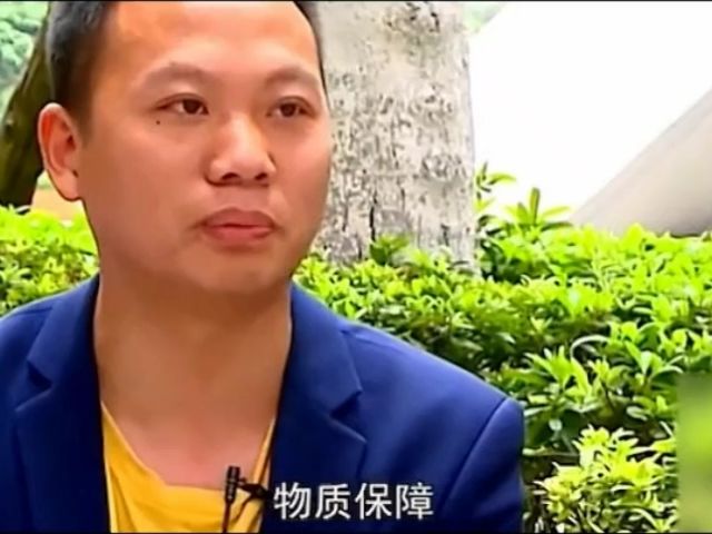 [图]离谱抠门男来相亲，竟然跟女嘉宾索要饭钱，女嘉宾直接气笑了！！！