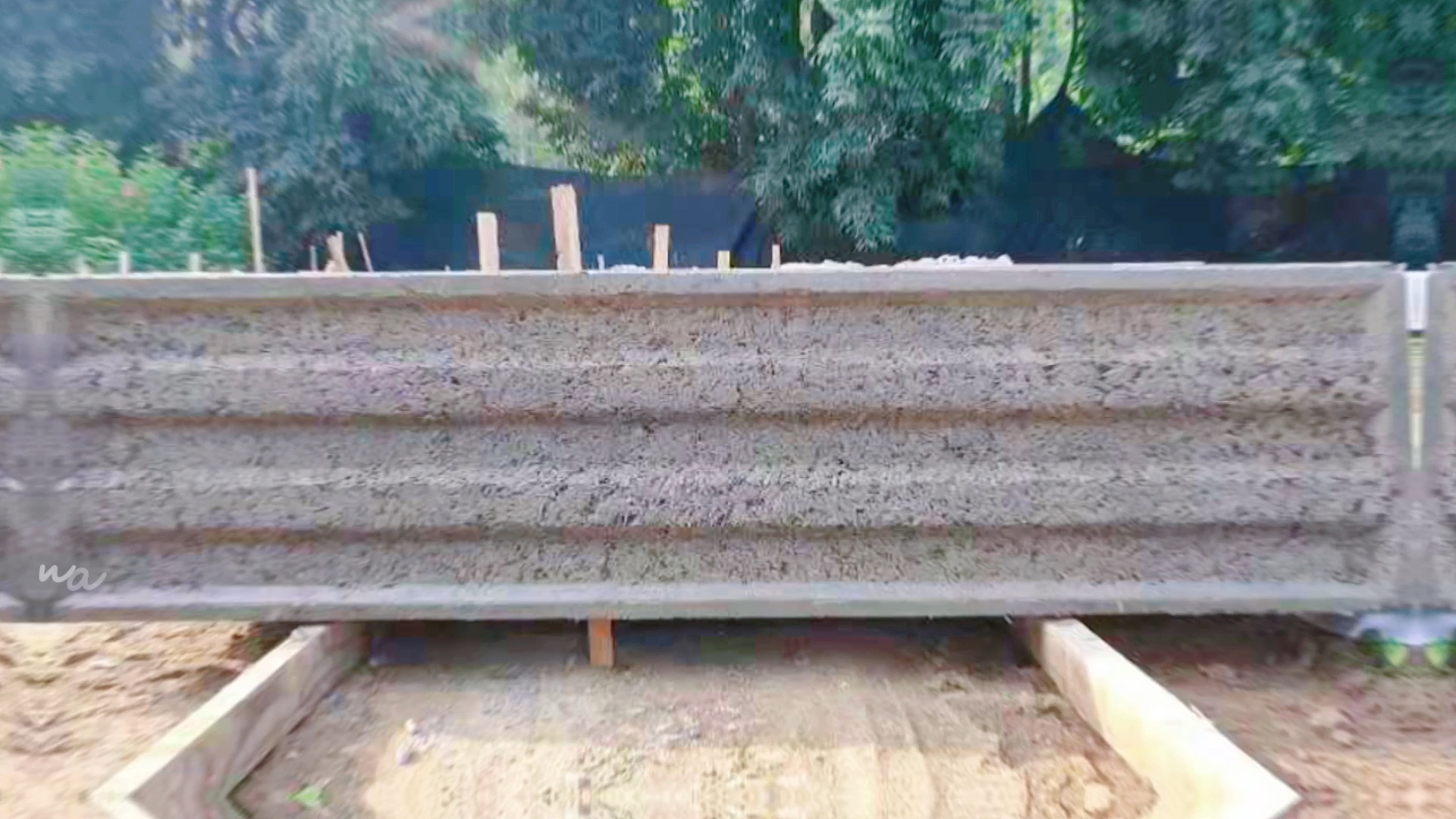 水泥木屑声屏障厂家,水泥木屑板,水泥声屏障,高速公路隔音墙,非金属声