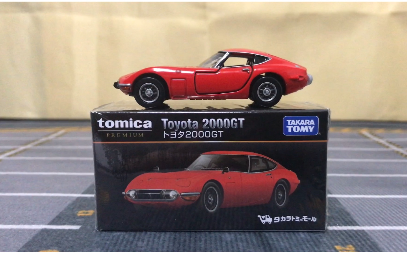多美卡tp系列黑盒网限版丰田2000gttoyota2000gt欣赏