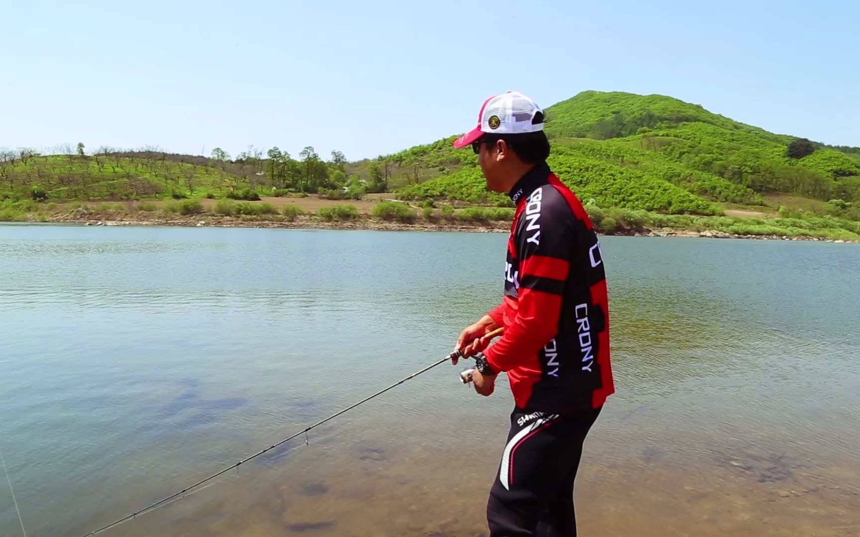 弯弓博微物,路亚爆钓东北巨马