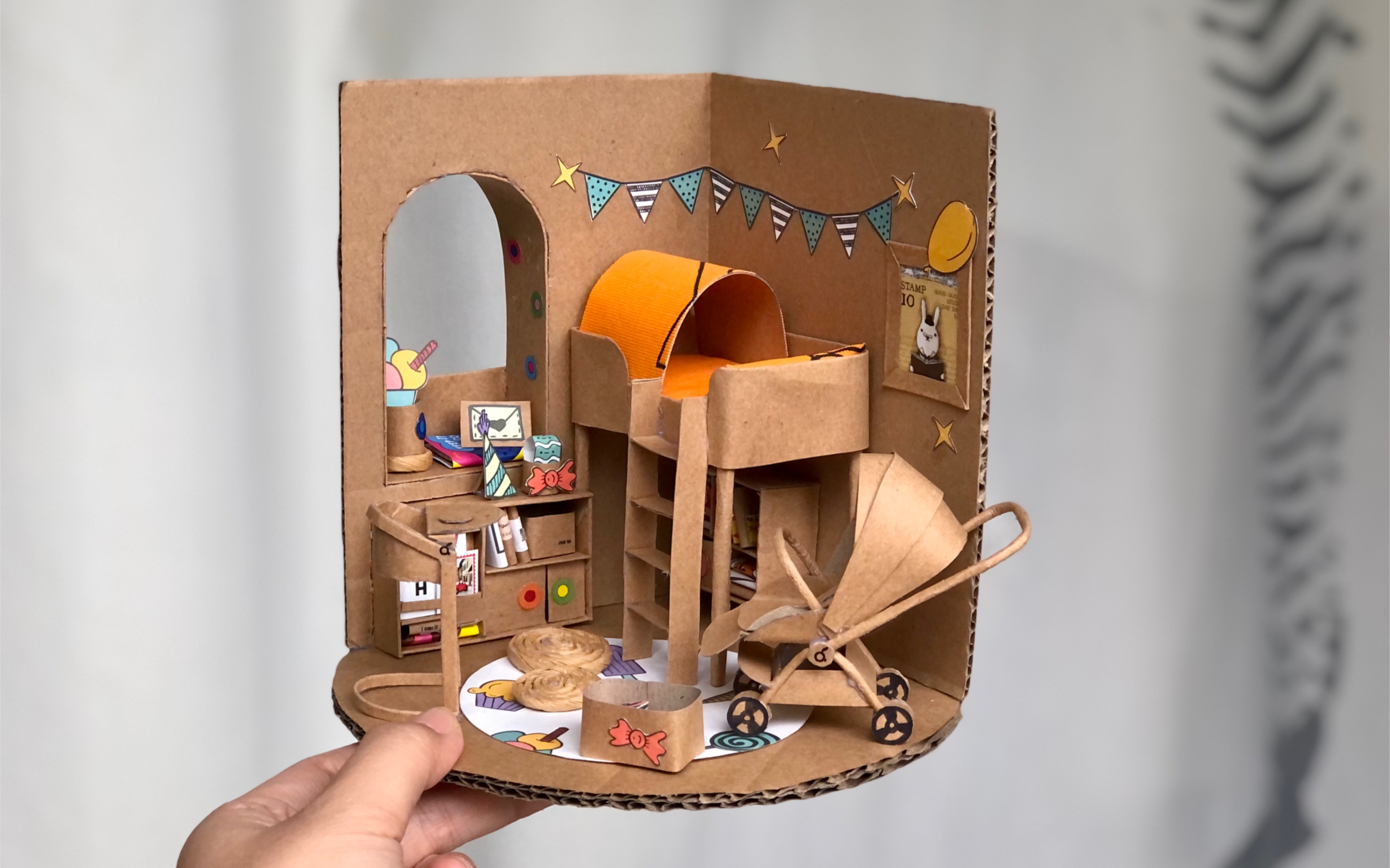 活动  创意手工diy废纸箱制作小房子—儿童房