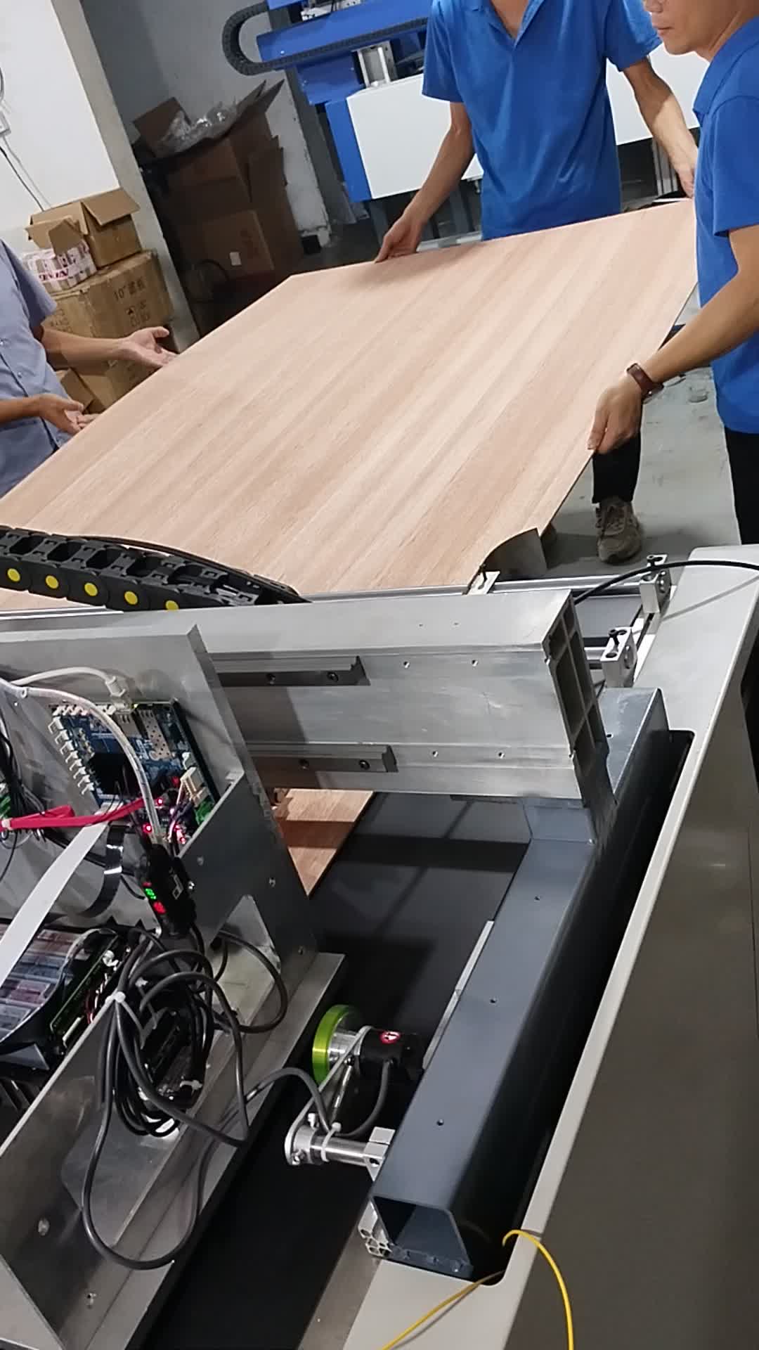 【深圳龙润彩印机械设备】视频加载中,速速查收惊喜!