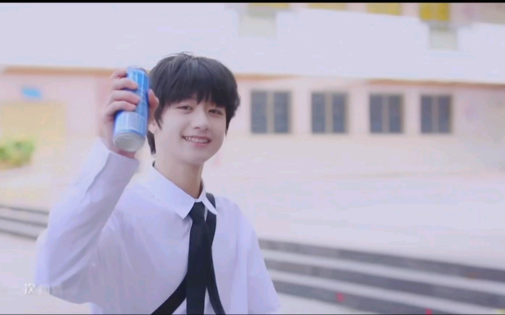 tf家族三代朱志鑫遇上白月光和朱砂痣