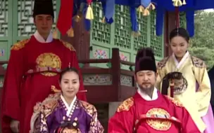 下载视频: 【历史上的闵妃】（105）:闵兹映为显身份狂照相，殊不知留线索死期将至