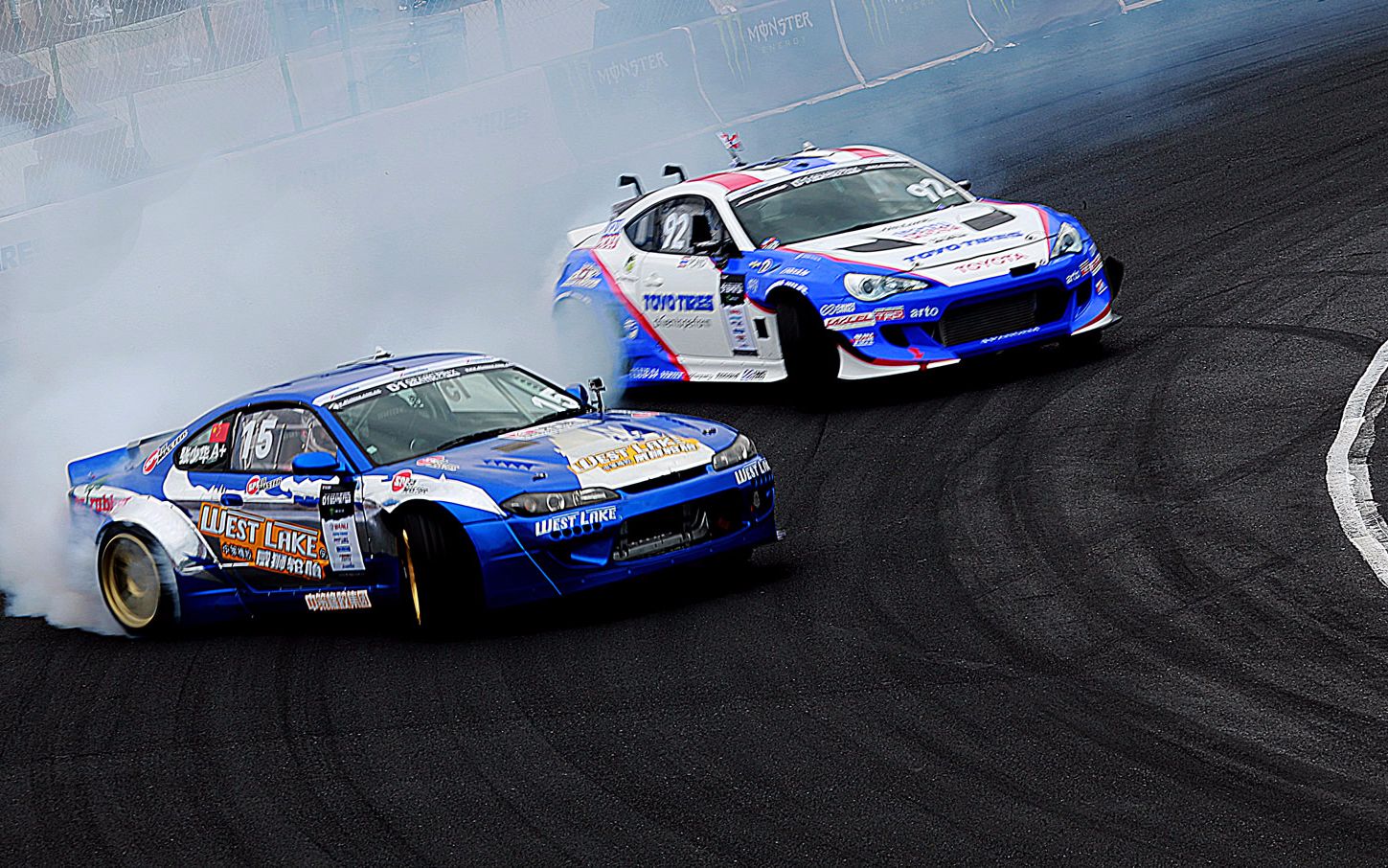 【车新闻】d1漂移大赛 要燃要噪要炫技