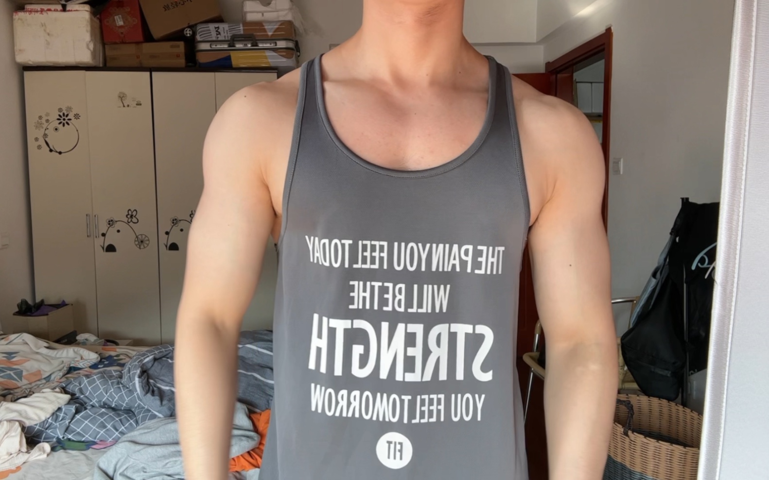 63kg 17体脂,脂包肌身材,坚持做自己,#921李鸿潇,减脂第三天