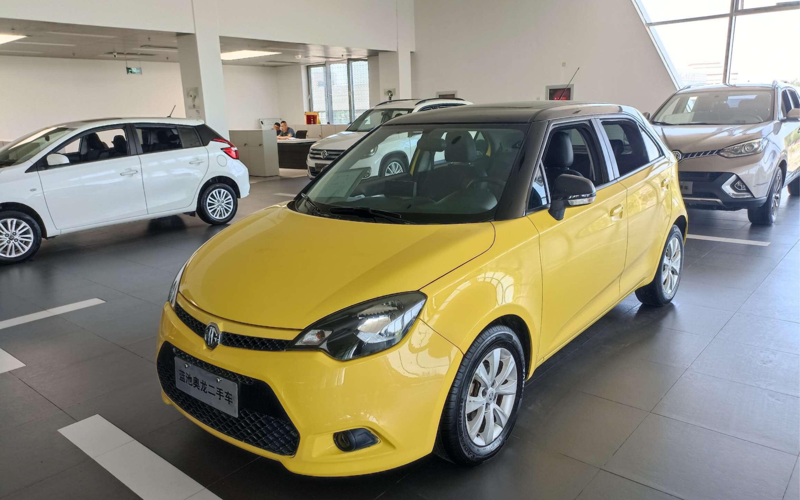 名爵3 2013款 1.5l amt 精英版