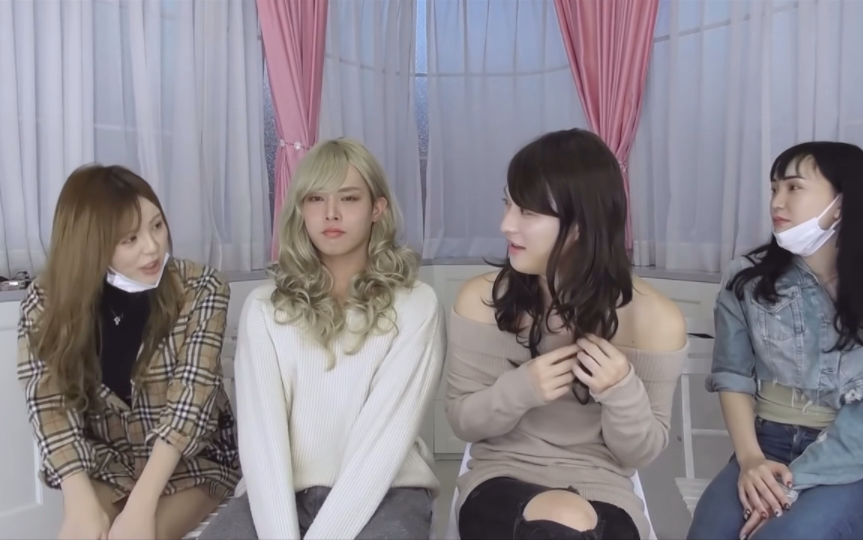 资深男の娘泉水兰调教两位直男变成女装大佬_哔哩哔哩_bilibili