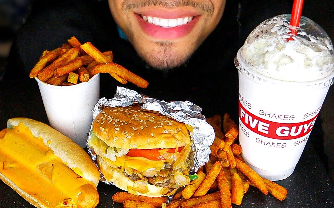 jerry吃播fiveguys套餐热狗汉堡薯条奶昔