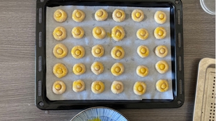 新春氛围组 花生饼 马来西亚新年必吃的新年饼 彩蛋 哔哩哔哩 つロ干杯 Bilibili 新春氛围组 花生饼 马来西亚新年必吃的新年饼 彩蛋 哔哩哔哩 つロ干杯 Bilibili