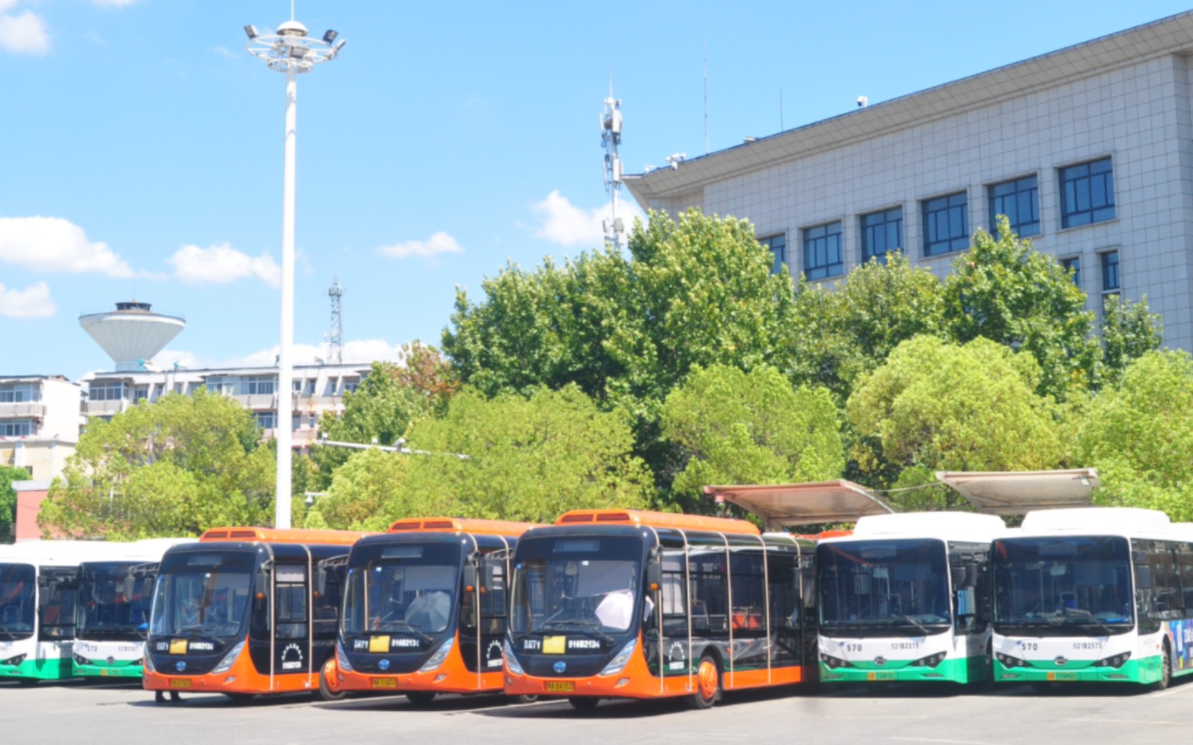 [pov s04-02]bus rapid transit!武汉公交brt1路夜景塌方展望