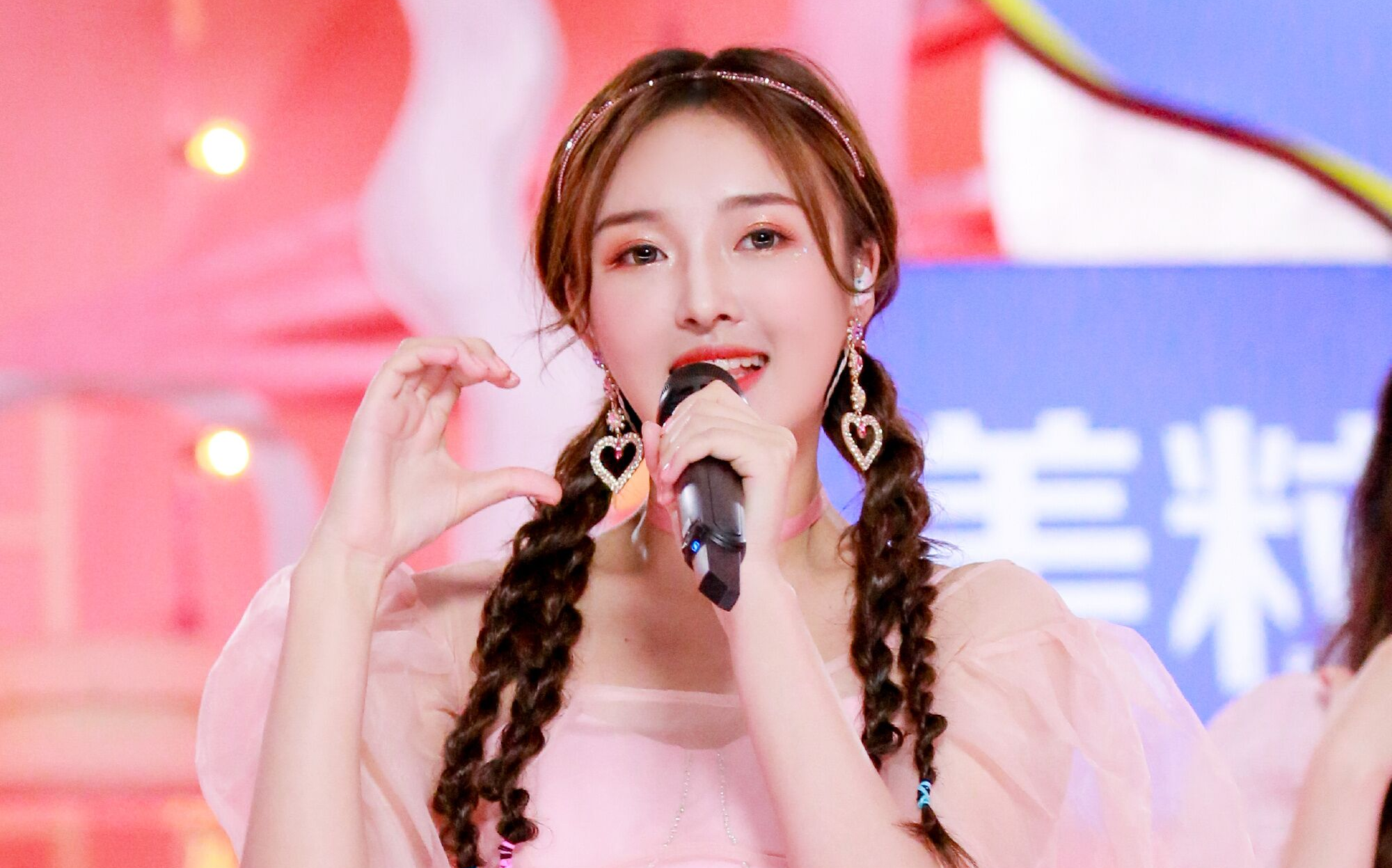 【创造营2020】【黄恩茹】《honey》练习室侧拍_哔哩哔哩 (゜-゜)つロ