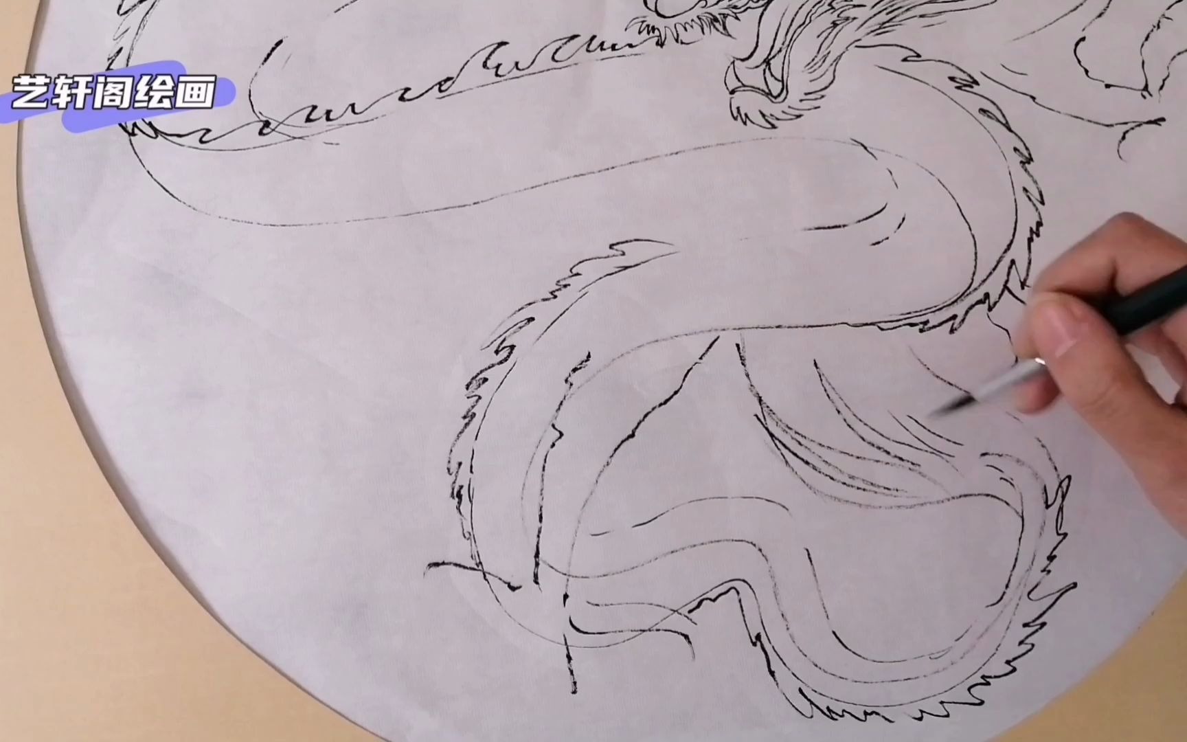 勾线中国龙的画法通过了解简单画法让你捏起笔信心满满