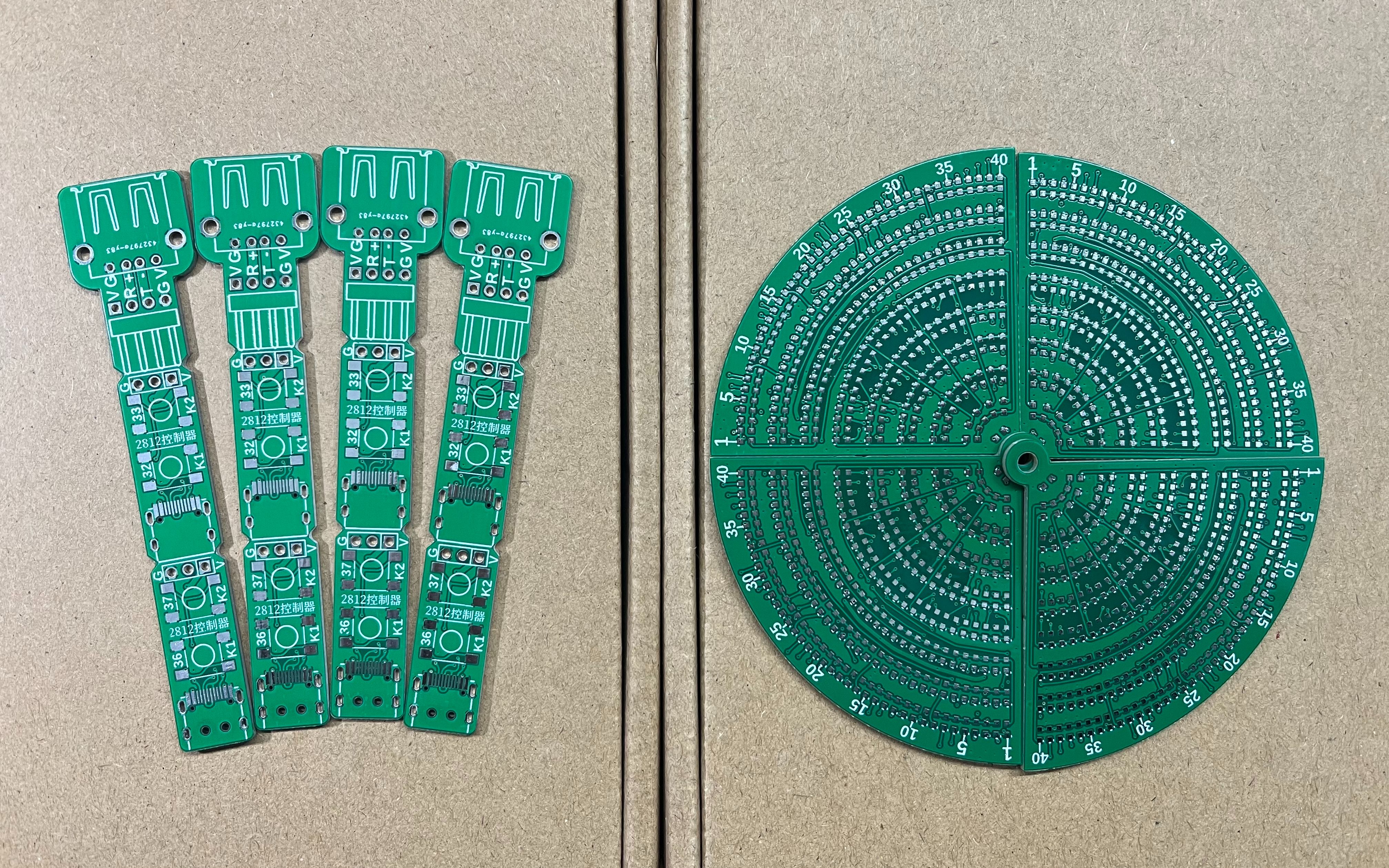 开箱两个钢网和PCB哔哩哔哩bilibili